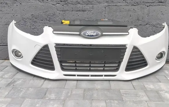 Ford Focus Front bumper RGC7869
