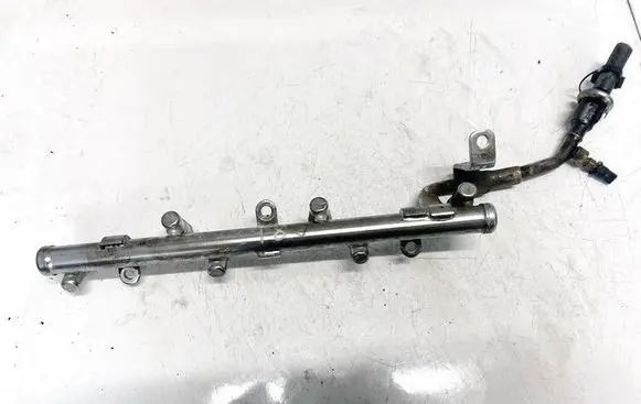 Ford Mondeo MK II Fuel main line pipe 1s7e9f792ci 1s7e-9f792-ci