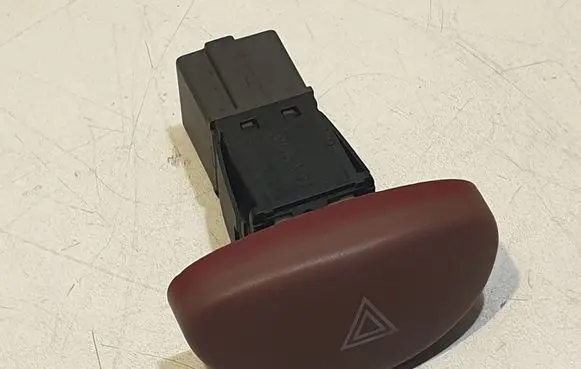 Peugeot 206 Hazard light switch