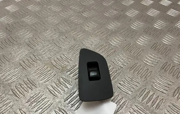 Volvo XC90 Electric window control switch 31376458
