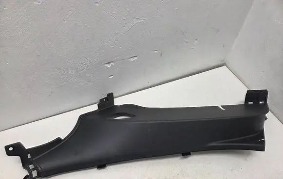 Hyundai i30 Rear seat side bottom trim 85891G400