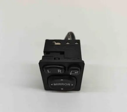 Toyota Hilux (AN10, AN20, AN30) Wing mirror switch 848700D030
