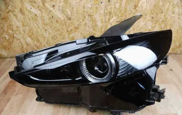 Mazda CX-30 Headlight/headlamp DFR751040 DPTJ67890