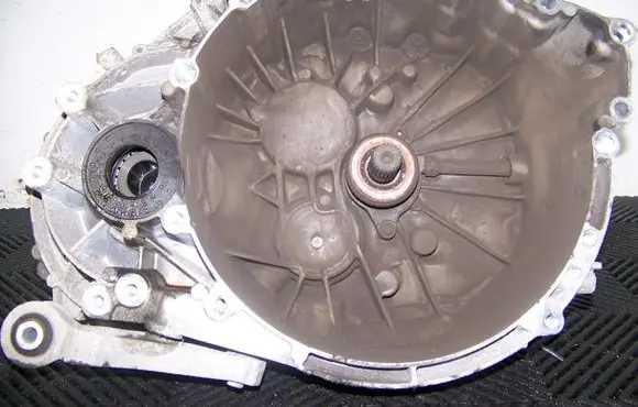 Volvo V60 Manual 6 speed gearbox EU1R7002TEC