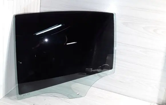 BMW M5 F90 Rear door window glass 43R000191 DOT477M539AS2
