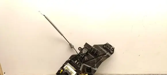 Volvo XC40 Rear door lock 32131411