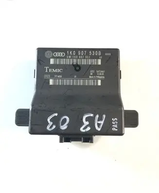 Audi A3 S3 8P Gateway control module 1K0907530B 1K0907951