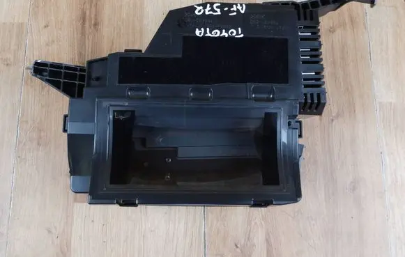 Toyota Prius (XW50) Head up display screen 8310847070F