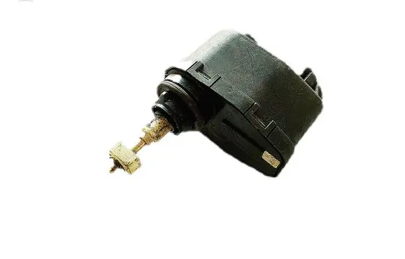 Volkswagen PASSAT B7 Headlight level adjustment motor 893941295