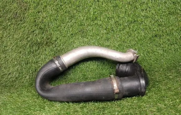 Opel Zafira C Intercooler hose/pipe 13386923 360578926
