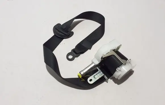 Lexus UX Front seatbelt 7Y2980