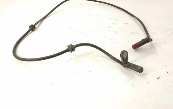Mercedes-Benz C W204 ABS rear brake sensor A2045400317 2045400317