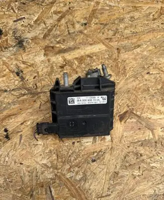 Mercedes-Benz C W205 Battery relay fuse A0009061505 1110055 0212150671