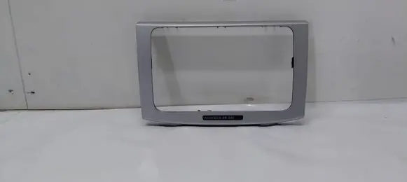 Volkswagen PASSAT B6 Radio/GPS head unit trim 3C0858069