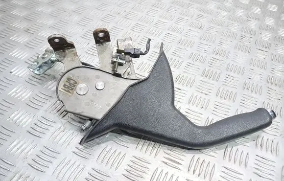 Handbrake/parking brake lever assembly