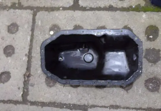 Volkswagen Polo III 6N 6N2 6NF Oil sump 030103601J