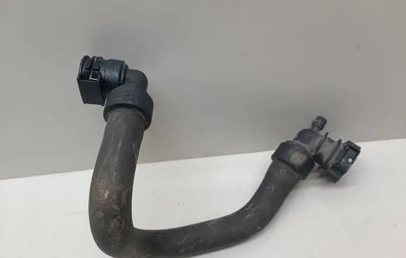 Peugeot 2008 I Engine coolant pipe/hose