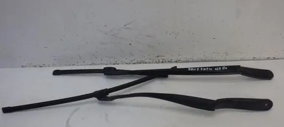 BMW 5 F10 F11 Front wiper blade arm 7182459