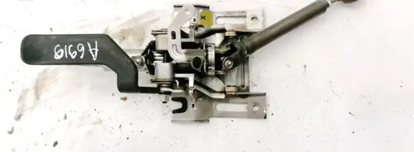 Honda FR-V Steering wheel axle