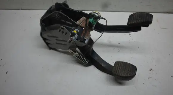 Citroen C3 Picasso Pedal assembly 