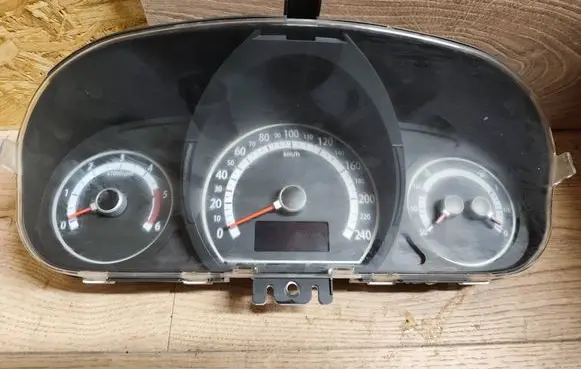 KIA Ceed Speedometer (instrument cluster) 940241H151