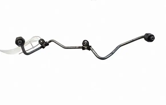 Mercedes-Benz B W246 W242 Fuel injector supply line/pipe