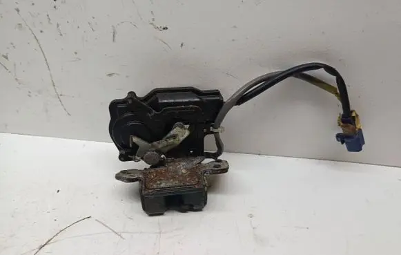 Toyota Corolla E110 Loading door lock 