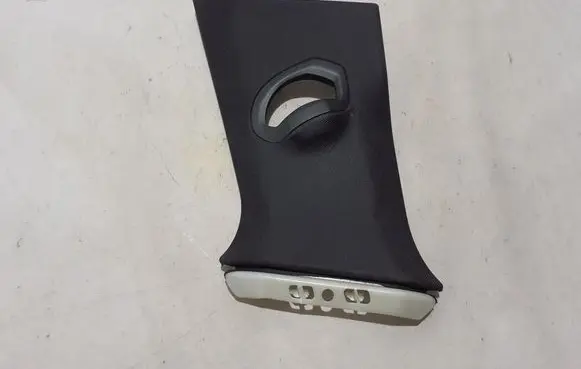 BMW i5 G60 (B) pillar trim (bottom) 5A115C5