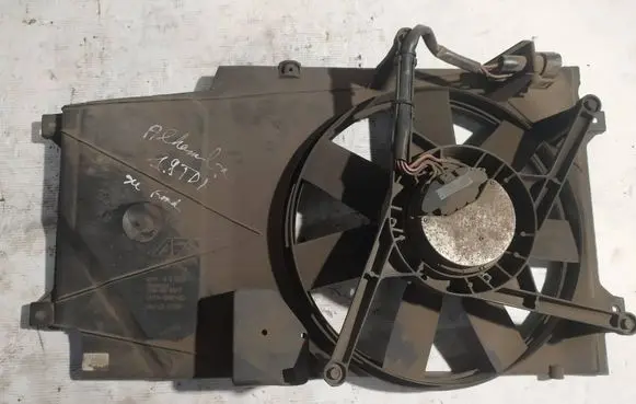 Seat Alhambra (Mk1) Radiator cooling fan shroud 7M0121207E 95VW8147AB