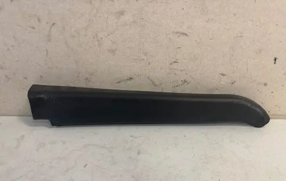 Mercedes-Benz Vito Viano W639 Other front door trim element A6397270771 P0085820