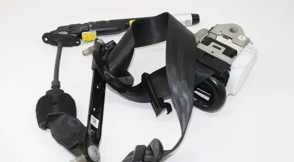 Maserati Grecale Front seatbelt 670198261 670198267