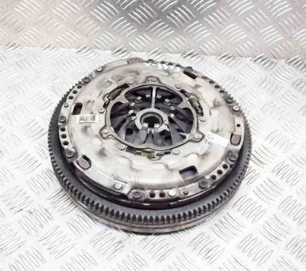 Audi A3 S3 8V Clutch set kit 03L141031L 04E105264A