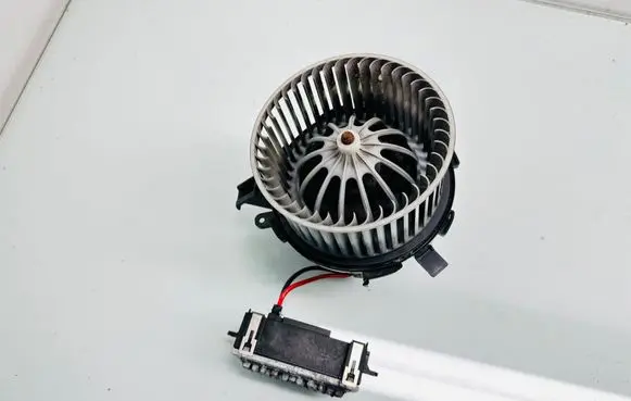 Audi Q5 SQ5 8R Heater fan/blower 8EW351040251