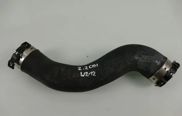 Mercedes-Benz E W212 Intercooler hose/pipe A2045282182