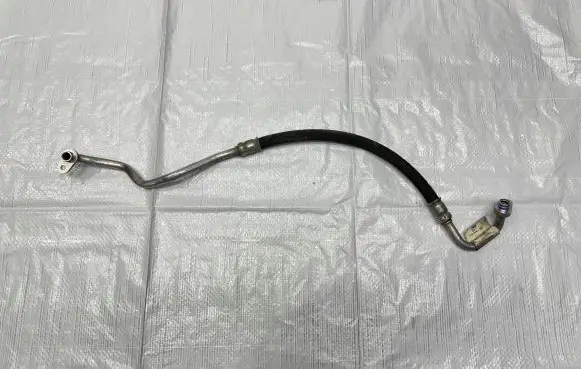Jaguar F-Pace Air conditioning (A/C) pipe/hose GX7319N601BC