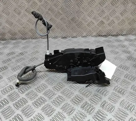 Mercedes-Benz CLA C118 X118 Coupe door lock (next to the handle) A1770032899 A0997203102