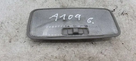 Toyota Yaris Rear seat light 66525