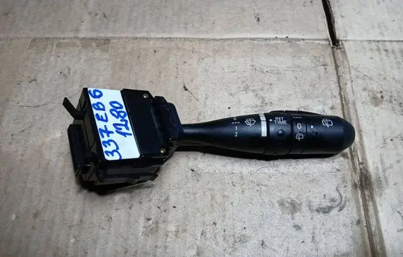 Mitsubishi Colt Wiper control stalk 17d714