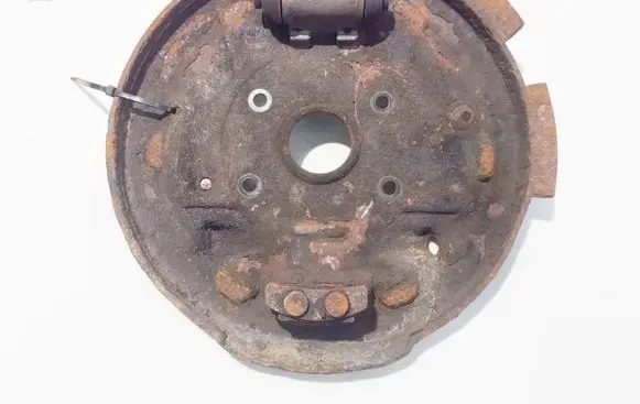 Renault Scenic I Rear brake disc plate dust cover 