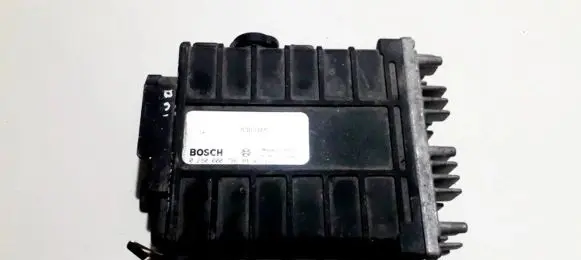Volkswagen PASSAT B3 Engine control unit/module 0280000736 28sa1799