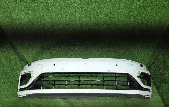 Volkswagen Golf VII Front bumper 5G080721LR