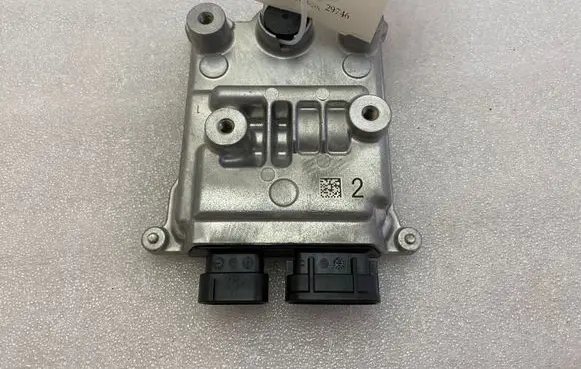 Toyota RAV 4 (XA50) Fuel injection pump control unit/module 8957112010