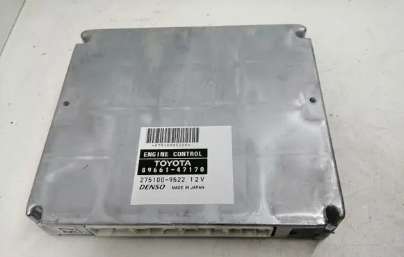Toyota Prius (XW20) Engine control unit/module 8966147170 2751009522