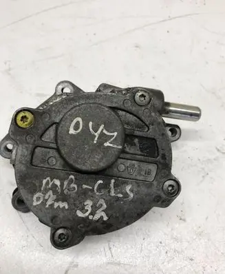Mercedes-Benz CLS C219 Vacuum pump LA1231035