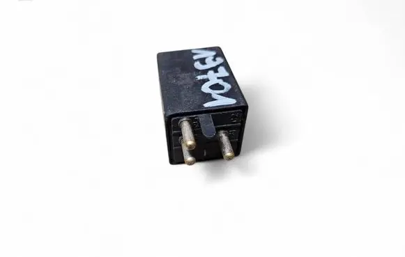 Mercedes-Benz W123 Light relay 0008210963 54201004