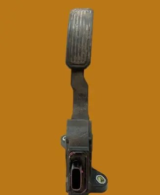 Toyota Auris 150 Accelerator throttle pedal 7811002010