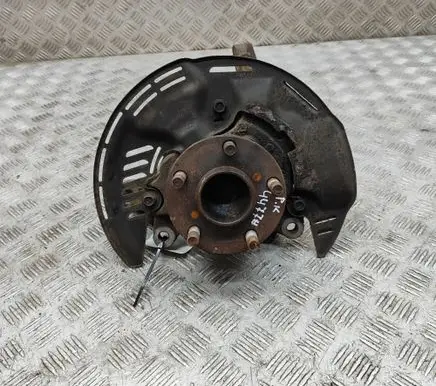 Toyota GT 86 Front wheel hub SU00300780