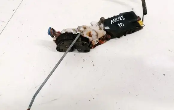 Subaru Outback Front door lock