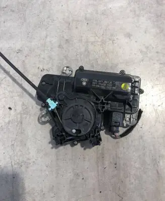 Skoda Superb B8 (3V) Tailgate/trunk/boot lift motor 5TA827887A