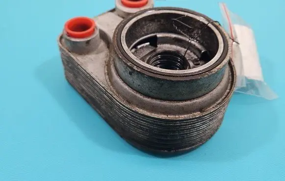 Engine oil radiator